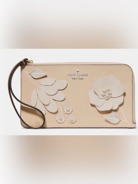 kate spade Beige Floral Appliqué Wristlet Clutch